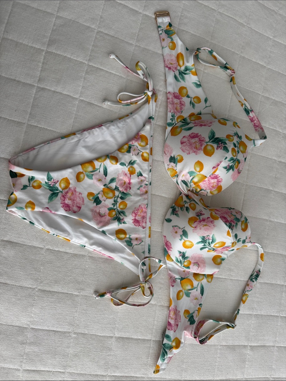 Victoria Secret  Floral Citrus Print Bikini Top and Bottom - 36D large like new